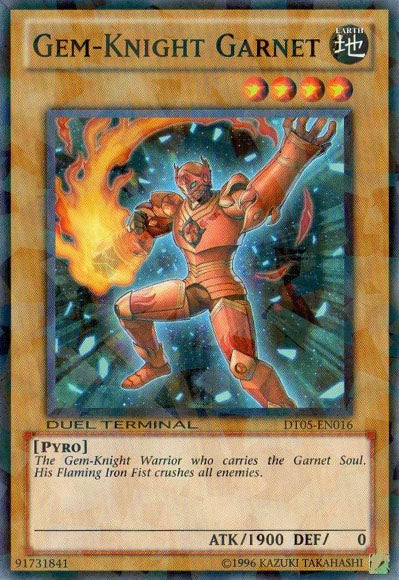 Gem-Knight Garnet [DT05-EN016] Common - Evolution TCG